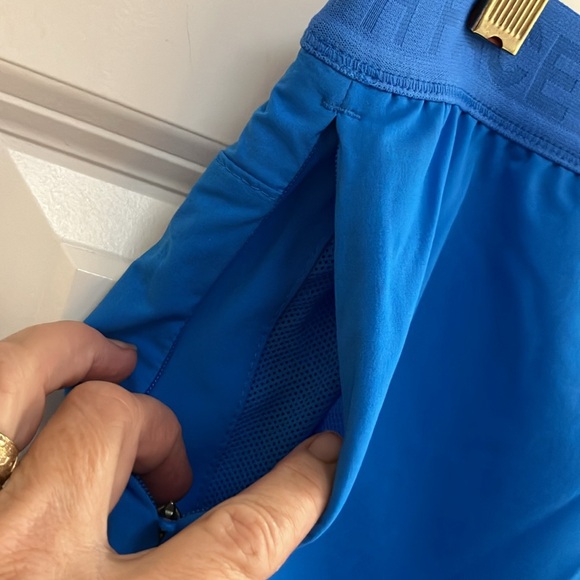 The North Face Athletic/Athleisure Shorts, NWT! - Picture 5 of 13